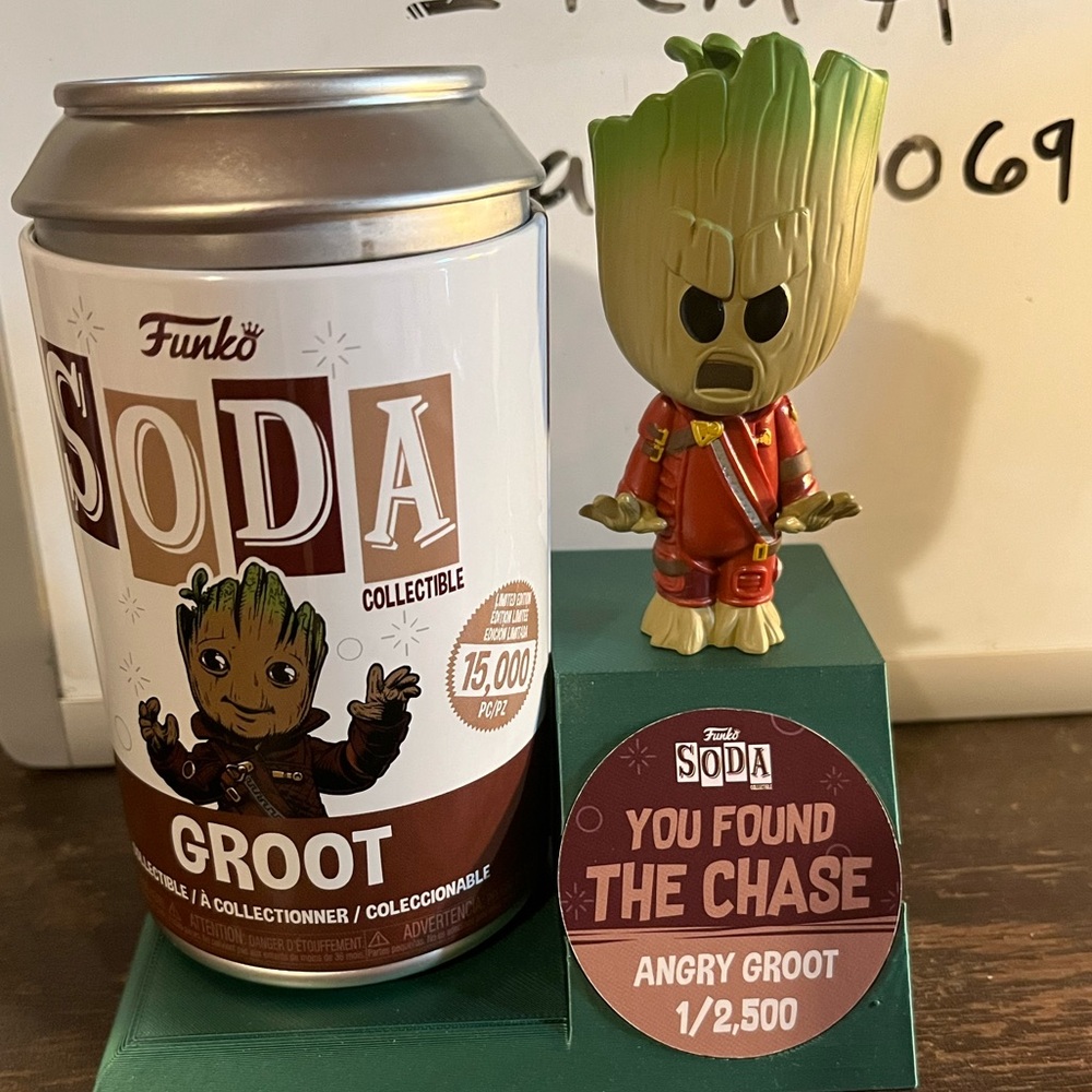 Funko Soda CHASE Angry Groot guardians of the galaxy marvel limited edition